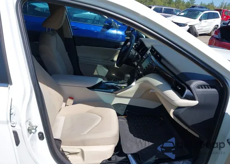 2020 Toyota Camry Le Awd from USA, damaged, VIN 4T1C11BK1LU009975